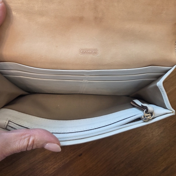 Vintage Coach Soho Slim Duffle 1452 White Leather & Silver Hardware + Wallet - Picture 8 of 16